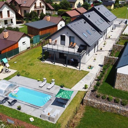 Apartmanove Domy Lipno 1 Frymburk nad Vltavou Exterior foto